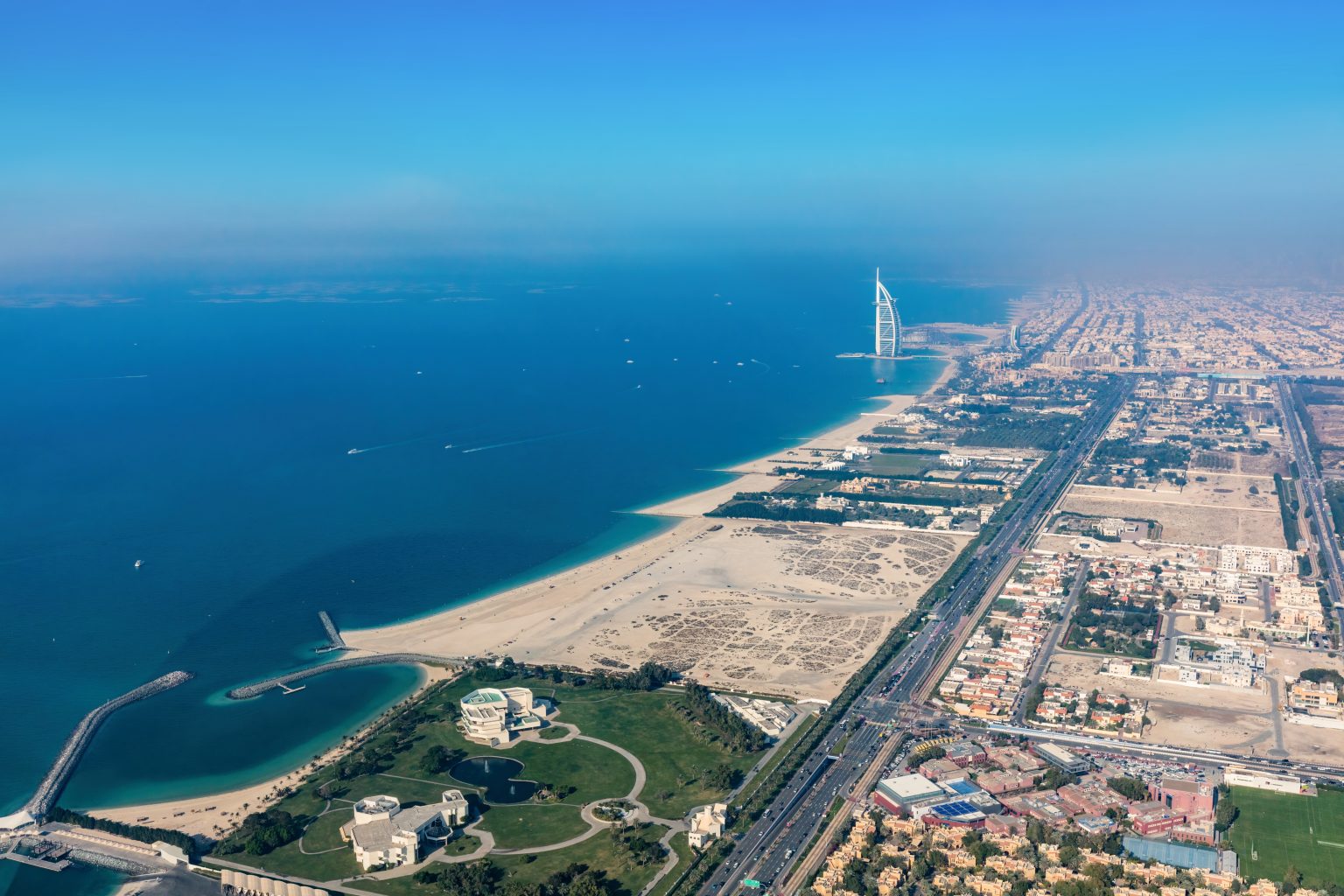 Dubai/photocreo/Envato