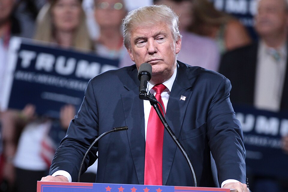 Donald Trump speaking with supporters at a campaign rally at Veterans Memorial Coliseum at the Arizona State Fairgrounds in Phoenix, Arizona / Wikimedia Commons / Gage Skidmore