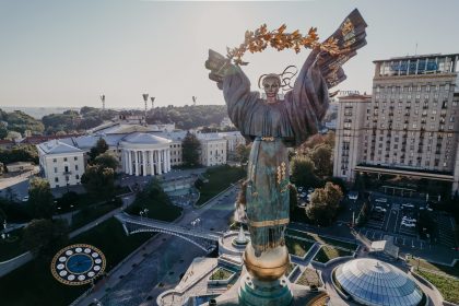 Maidan Nezalezhnosti square - aerial drone view. Monument of Independence - Berehynia in the center/Kohanova/Envato