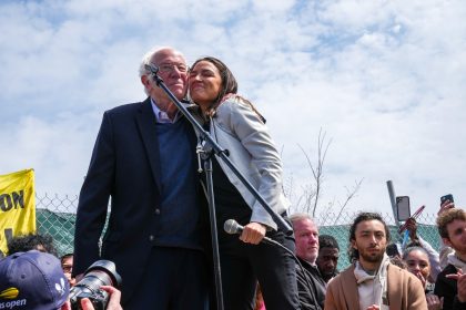 Bernie Sanders, Alexandria Ocasio Cortez