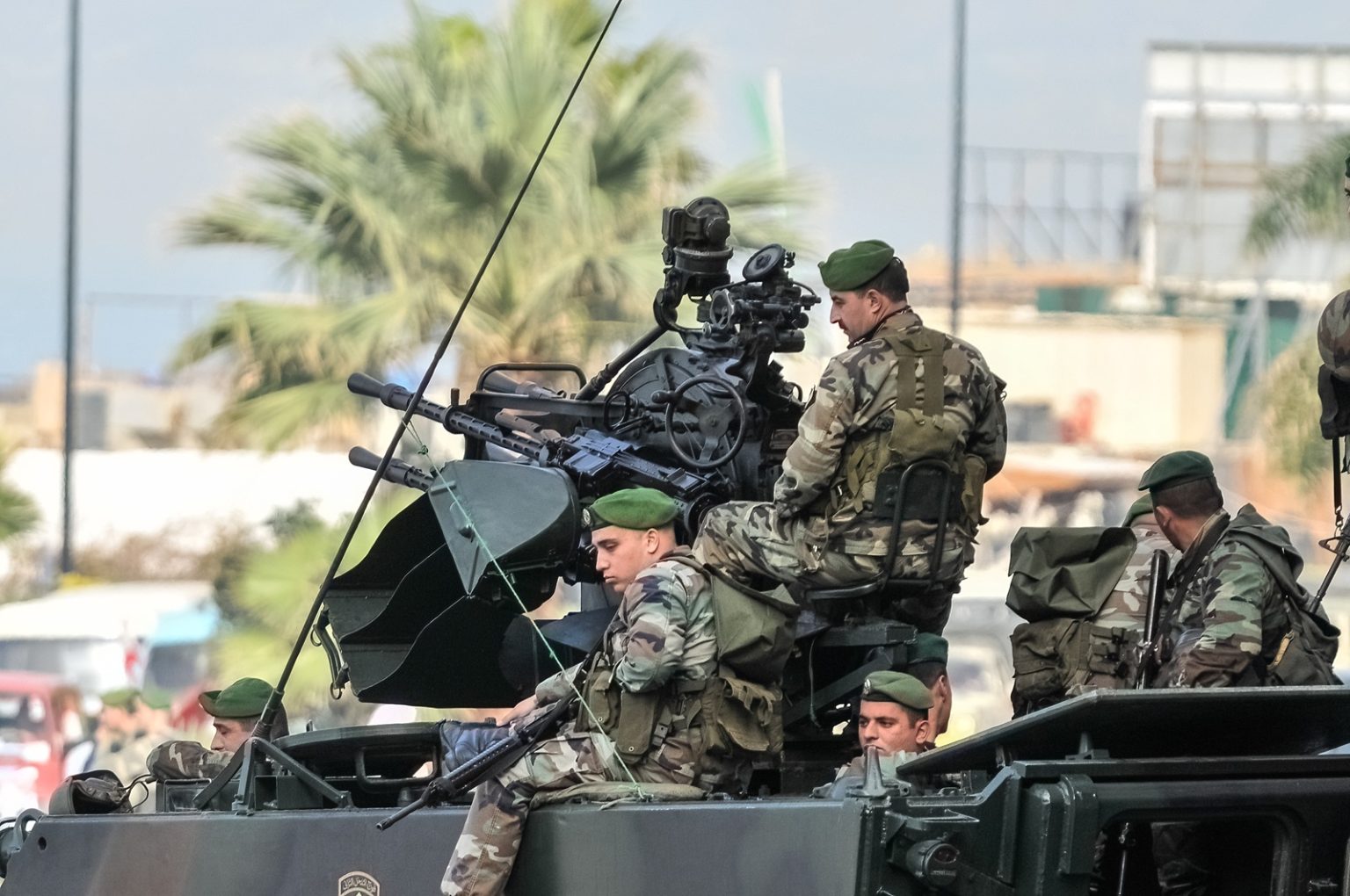 Lebanese army soldiers