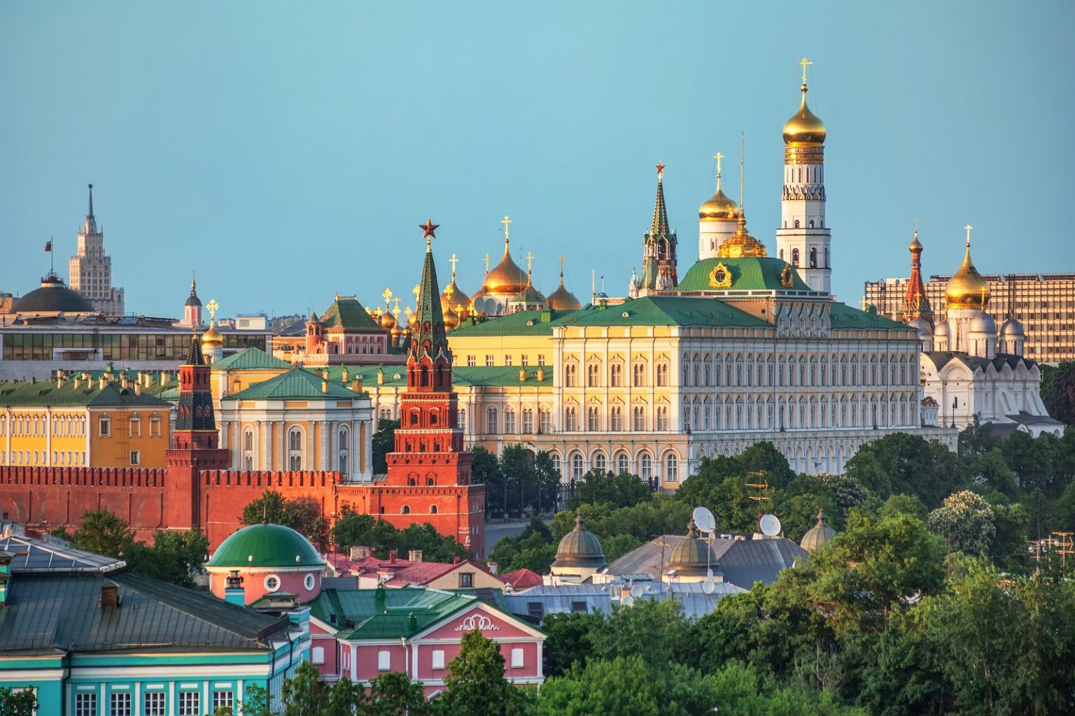 View of the Kremlin in Moscow, Russia/saoirse2010/Envato